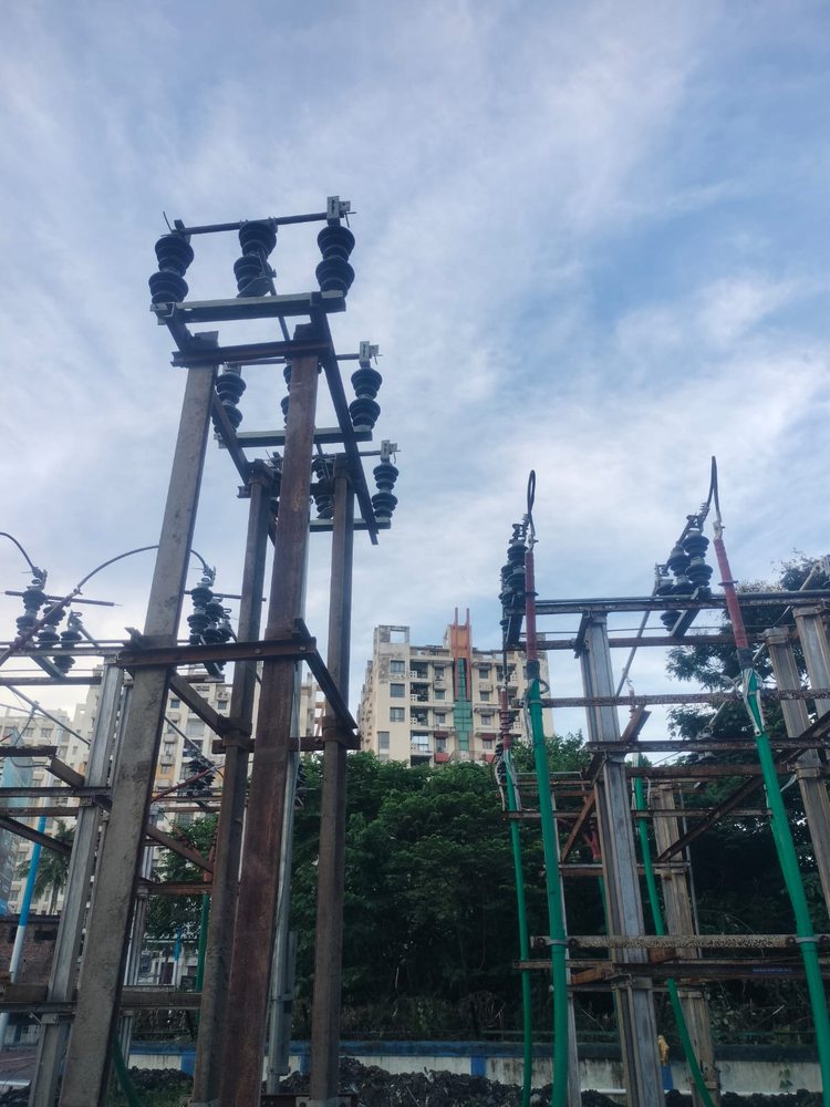 Electrical distribution substation